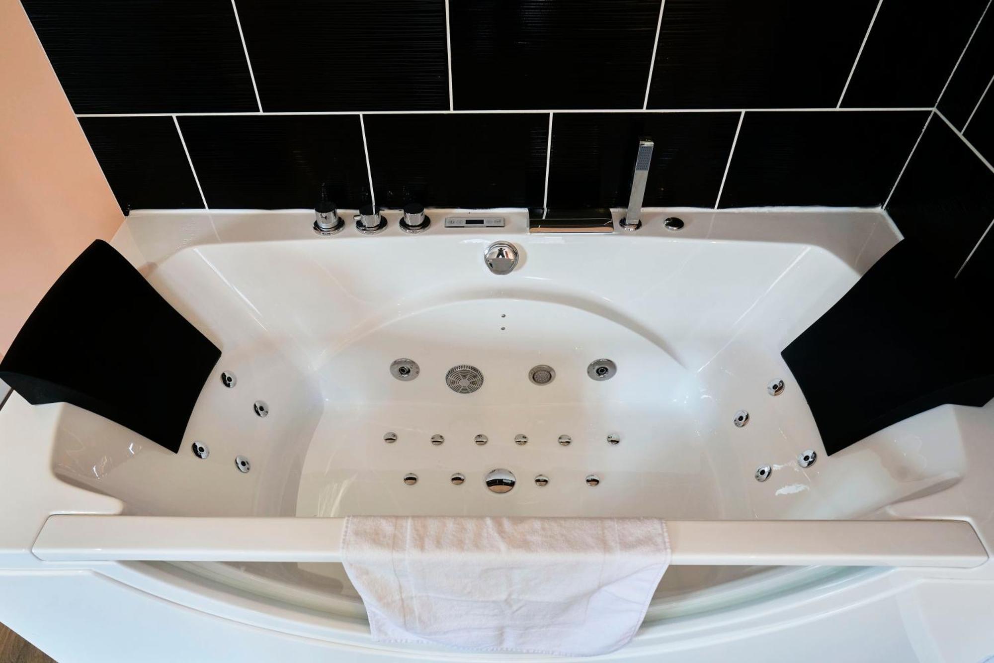 Appartamento Ng Prestige L Lille L Tourcoing - Bouvines Balneo Esterno foto