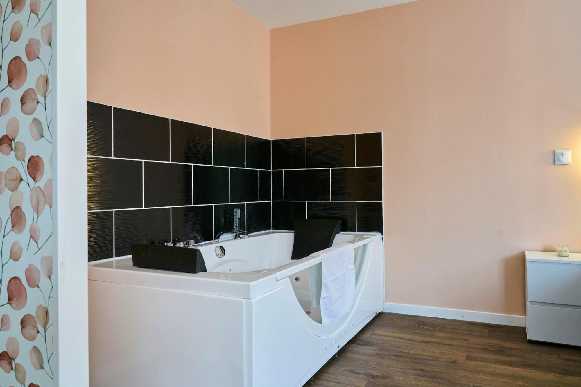 Appartamento Ng Prestige L Lille L Tourcoing - Bouvines Balneo Esterno foto